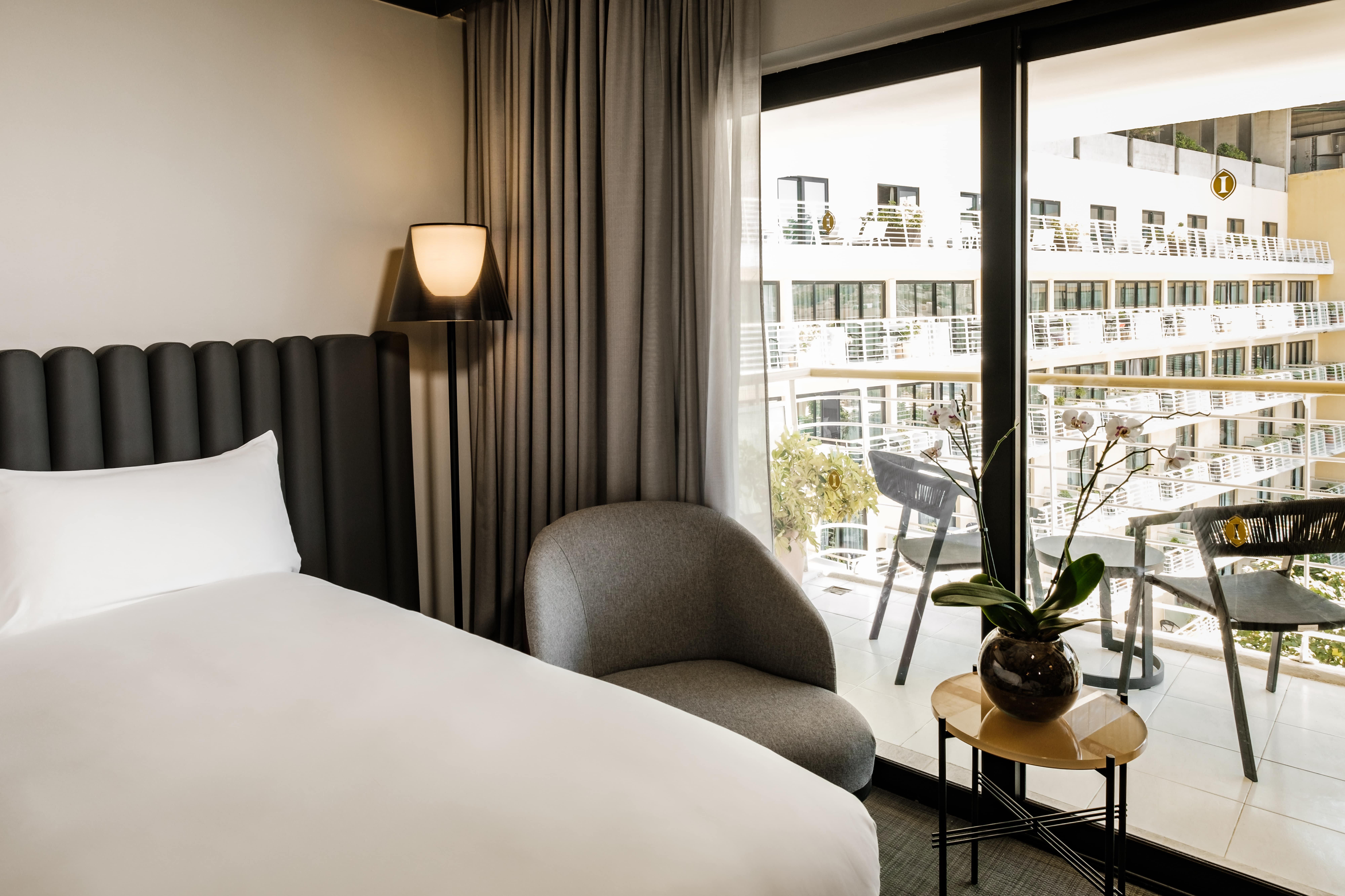 Intercontinental Malta By Ihg Hotel Saint Julian's Ngoại thất bức ảnh Deluxe room