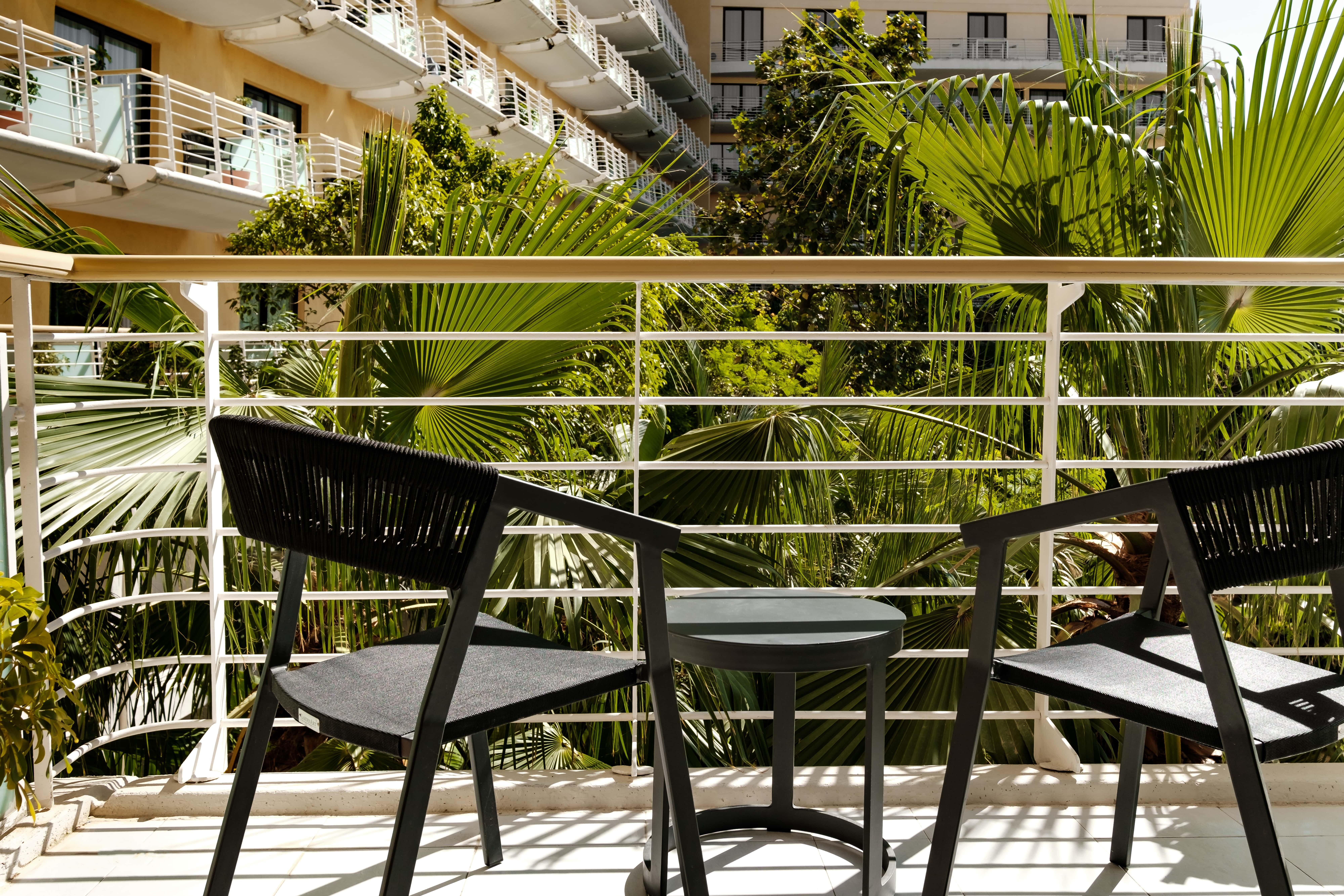 Intercontinental Malta By Ihg Hotel Saint Julian's Ngoại thất bức ảnh Tribeca Grill