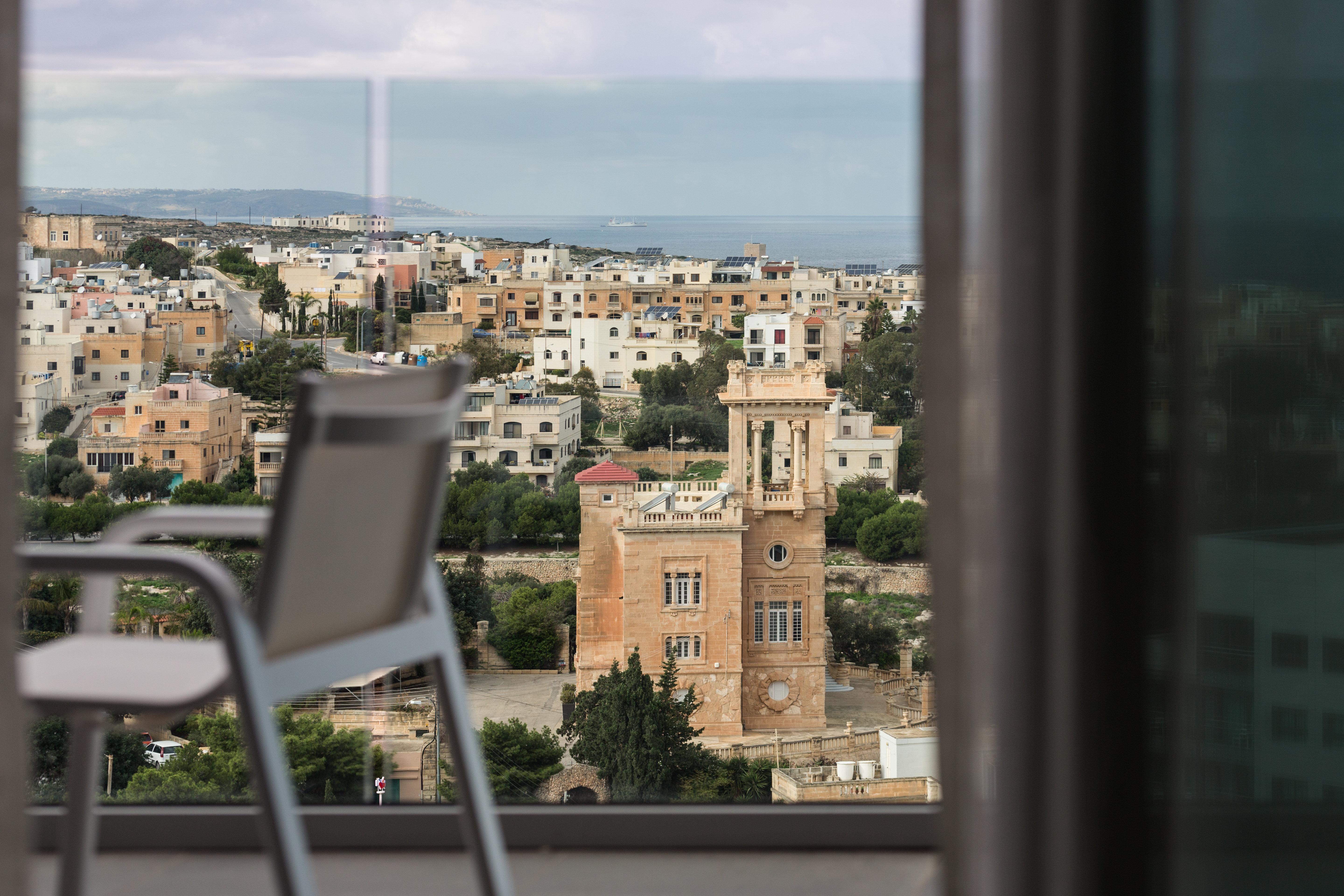 Intercontinental Malta By Ihg Hotel Saint Julian's Ngoại thất bức ảnh View of the city